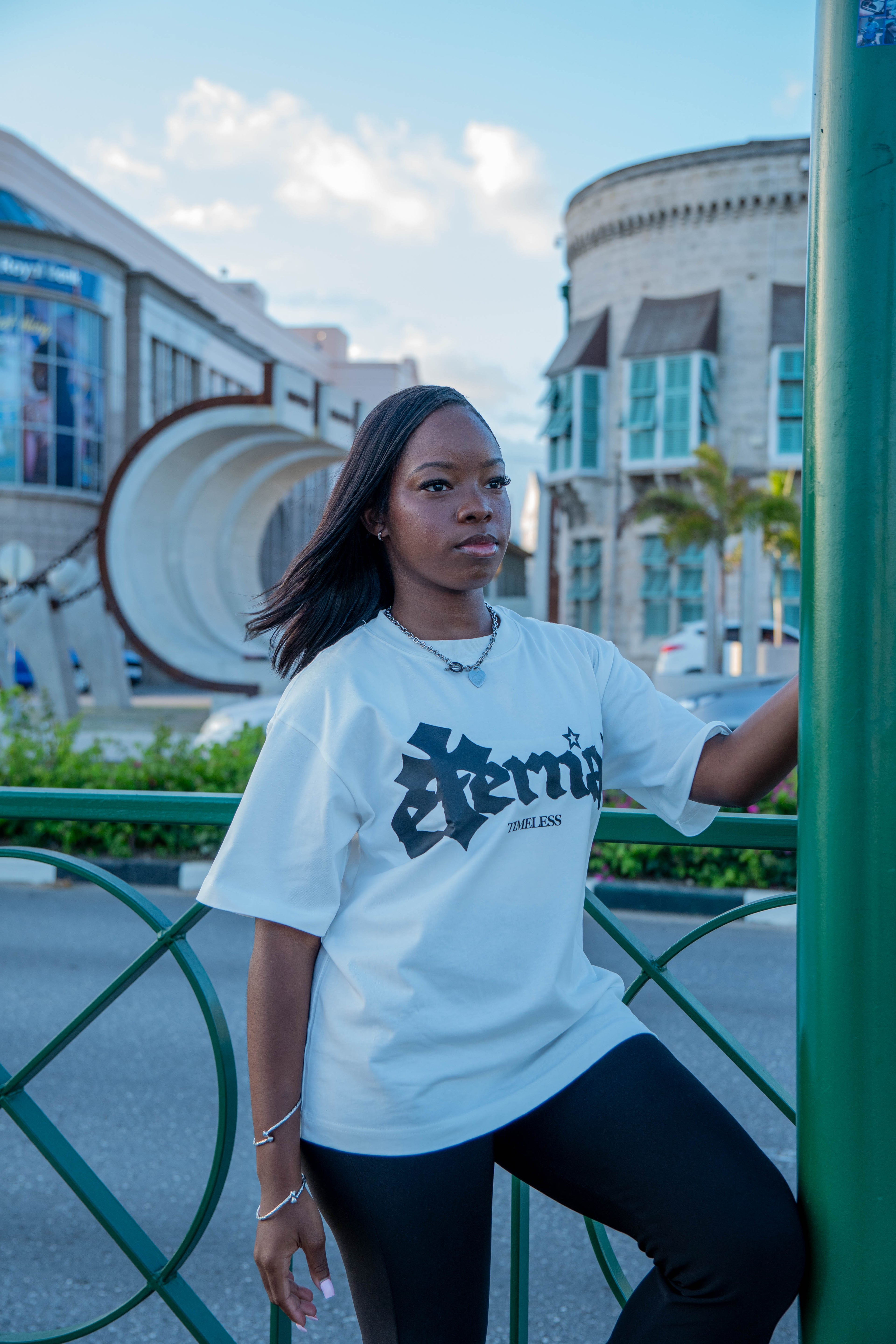 BLACK CROSSES TEE
